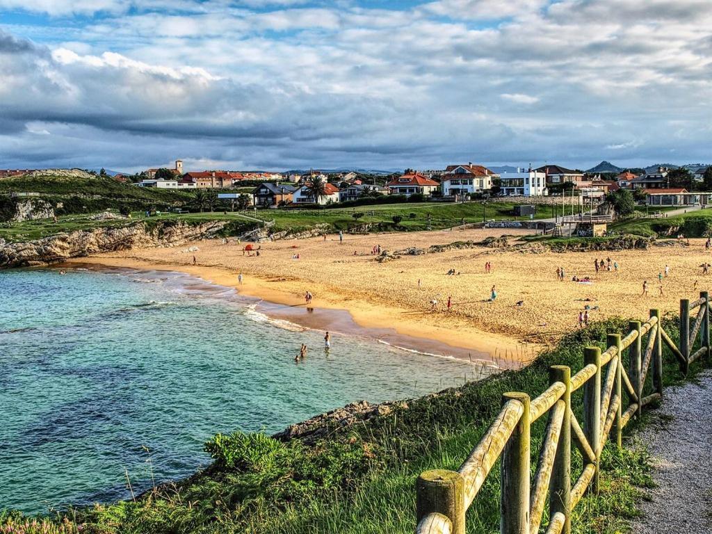 Cercano a la playa con jardín Apartamento Santa Cruz De Bezana Exterior foto